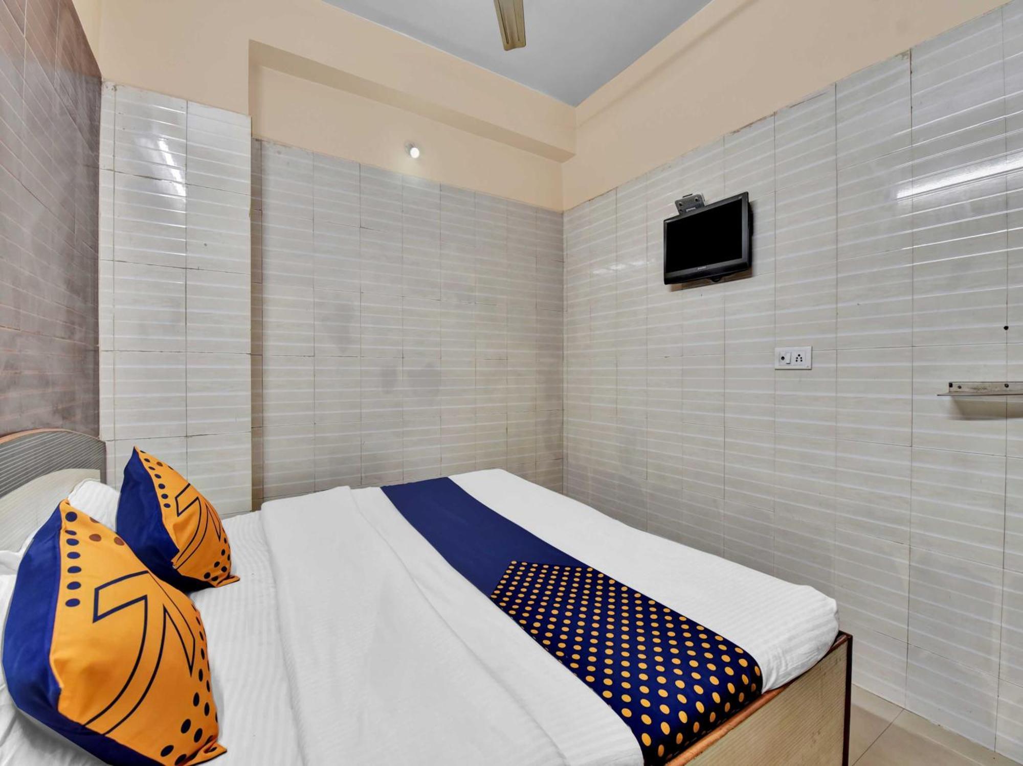 SPOT ON 85212 Hotel Vaibhav Ajmer Exterior foto